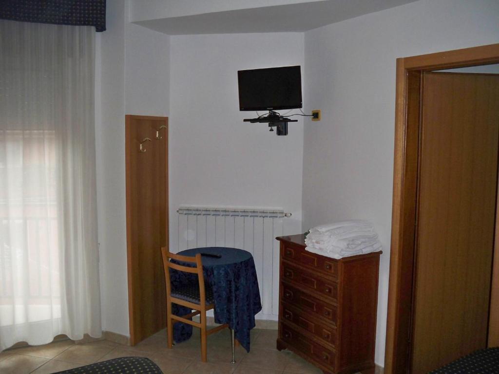 Albergo Corradetti Castel Di Sangro Chambre photo